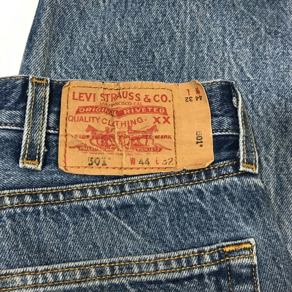 501 Button Fly Med Wash Jean 100% Cotton Destroyed - Picture 3 of 8